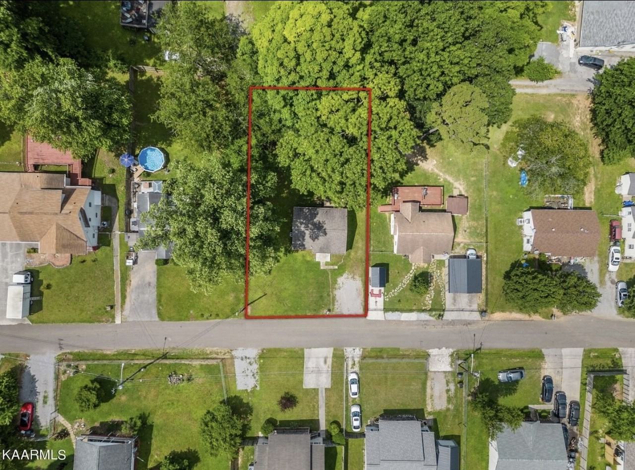 2917 Woodmont Rd #3C - Photo 3 of 23