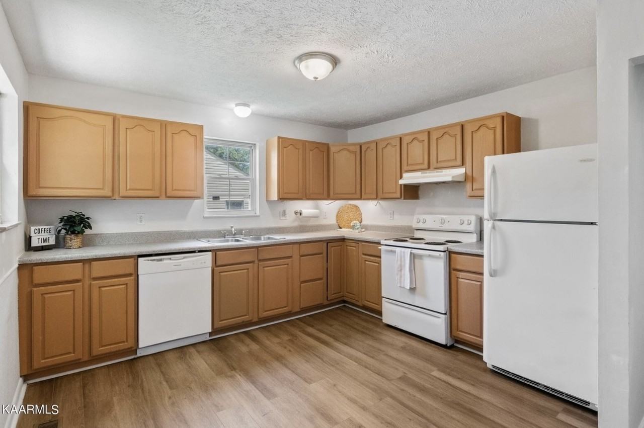 2917 Woodmont Rd #3C - Photo 6 of 23