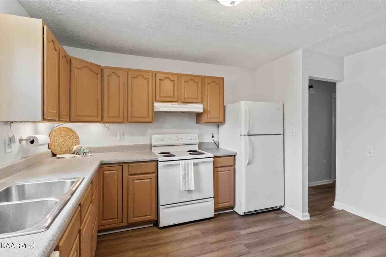 2917 Woodmont Rd #3C - Photo 7 of 23