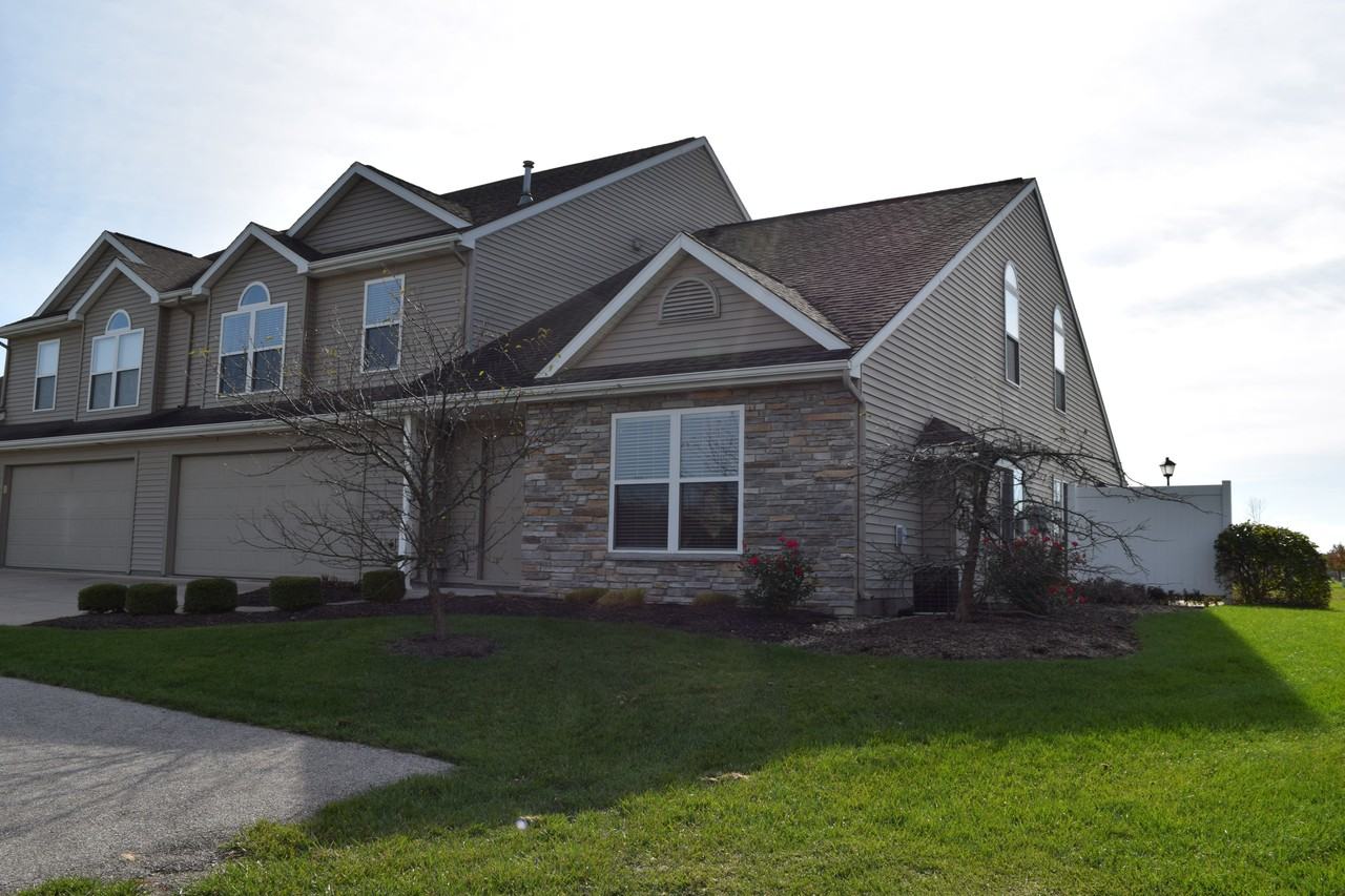 10039 Oak Trail Rd - Photo 2 of 23