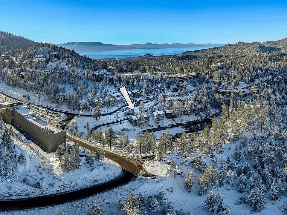 360 Galaxy Ln #B - Photo 5 of 20