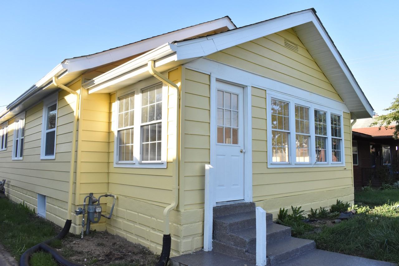 416 E 31st St #NA - Photo 2 of 16