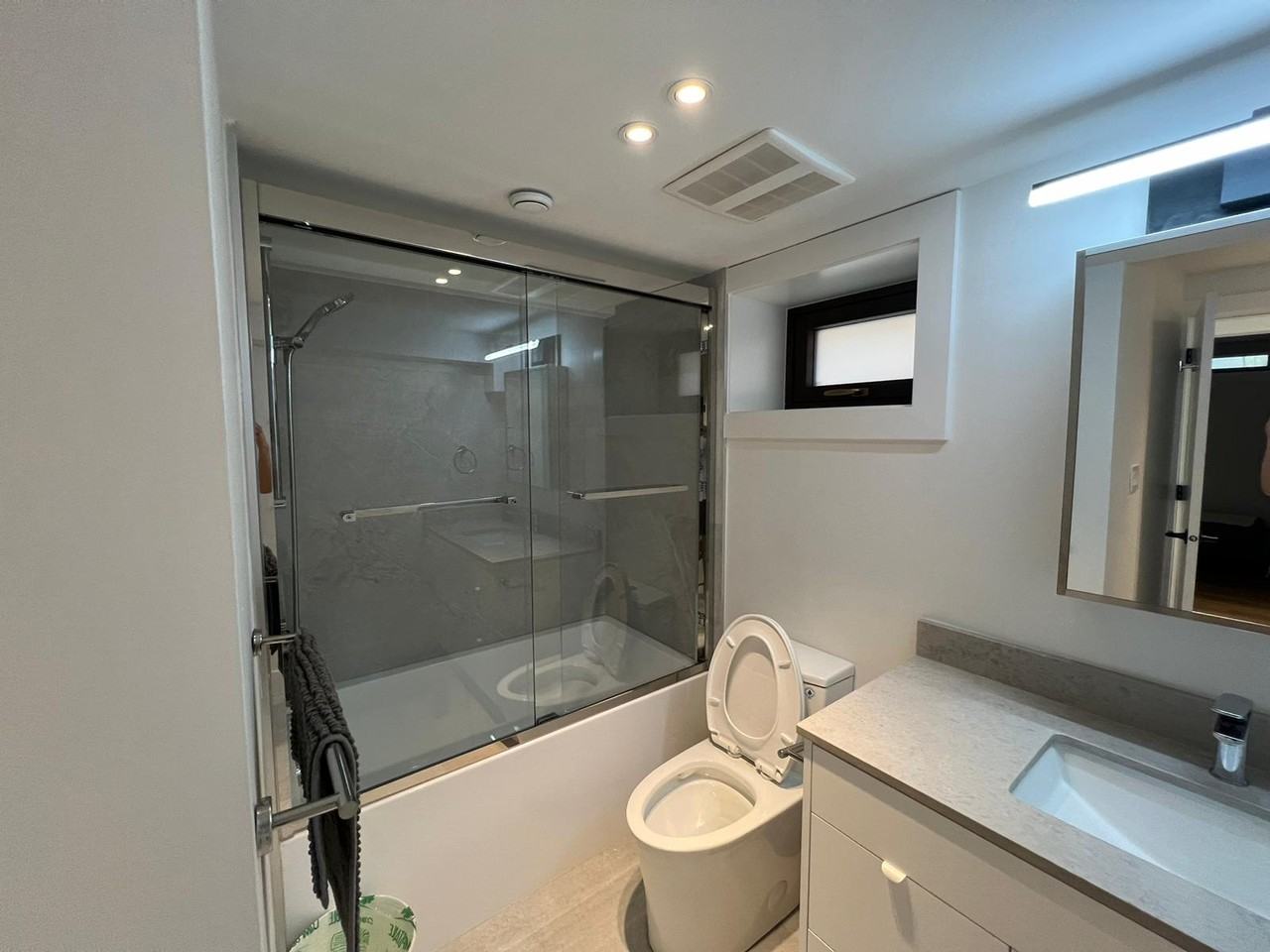 4126 West 15th Avenue - Photo 2 of 25