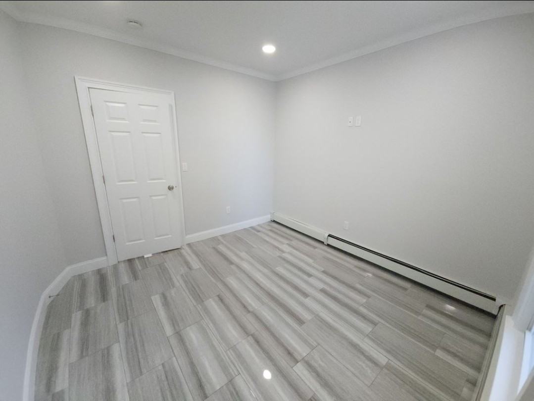 7409 2nd Avenue - Photo 7 of 9