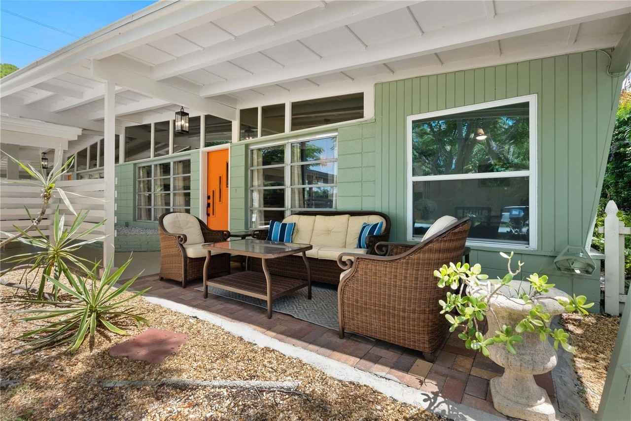 2005 Tetlow Place - Photo 5 of 23