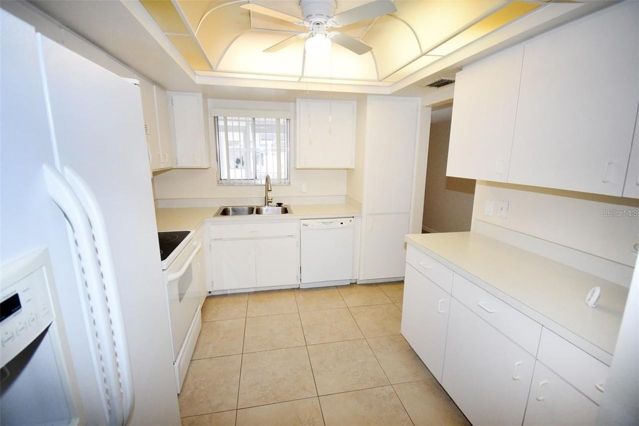 3961 Ashwood Ln #44 - Photo 7 of 19