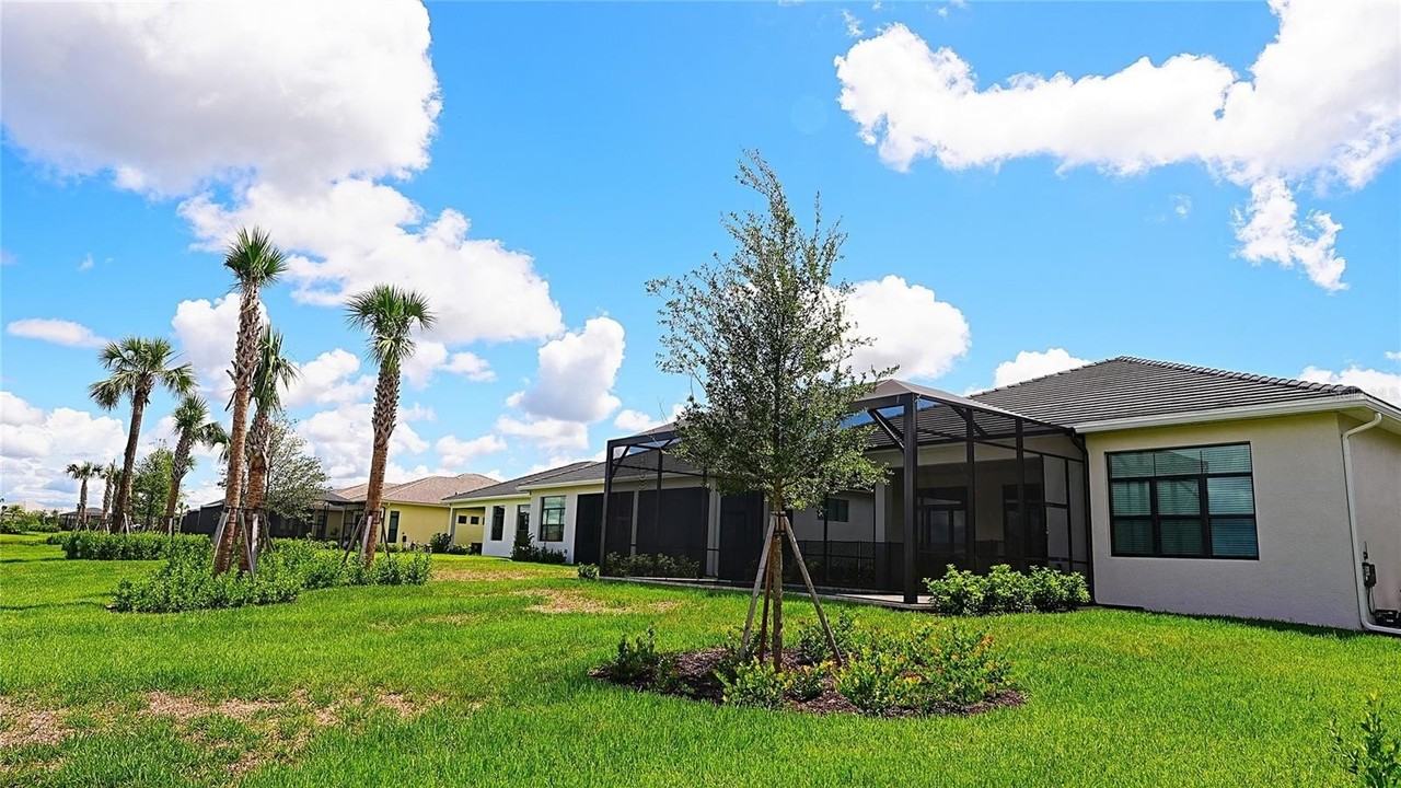 9124 Bernini Pl - Photo 5 of 38