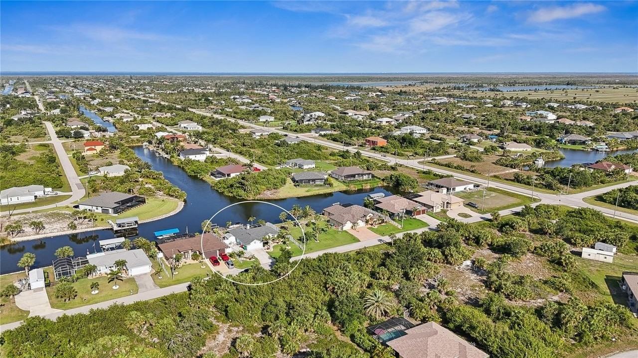 10264 Winnipeg St - Photo 2 of 38