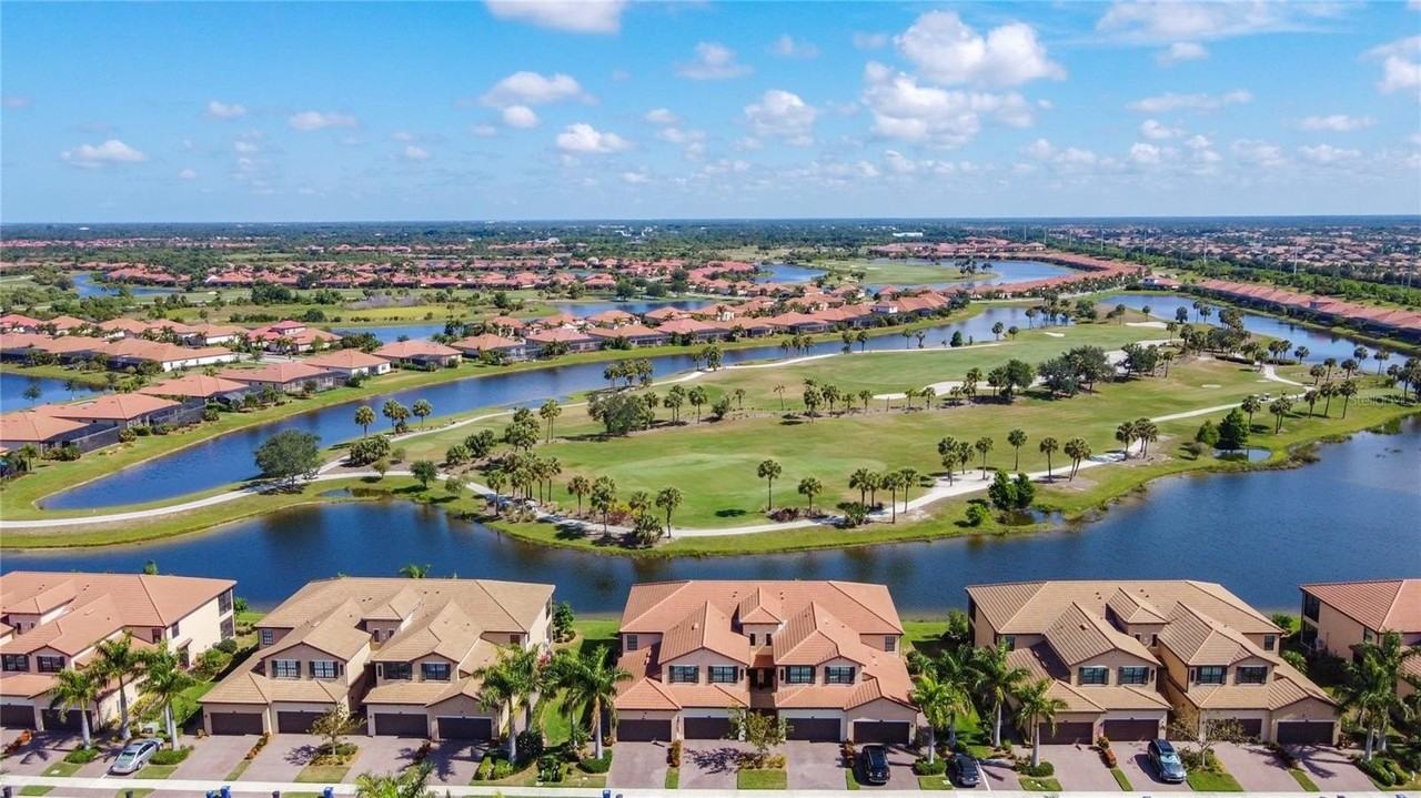 10796 Tarflower Dr #101 - Photo 4 of 50