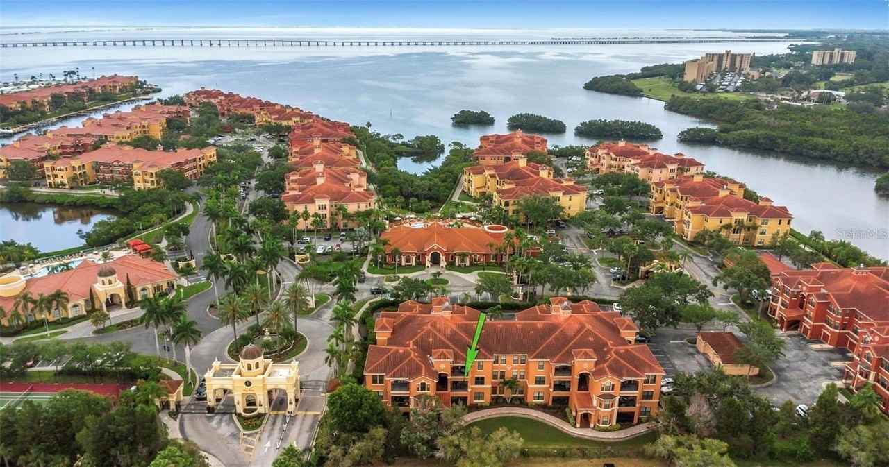 2715 Via Capri #732 - Photo 3 of 31