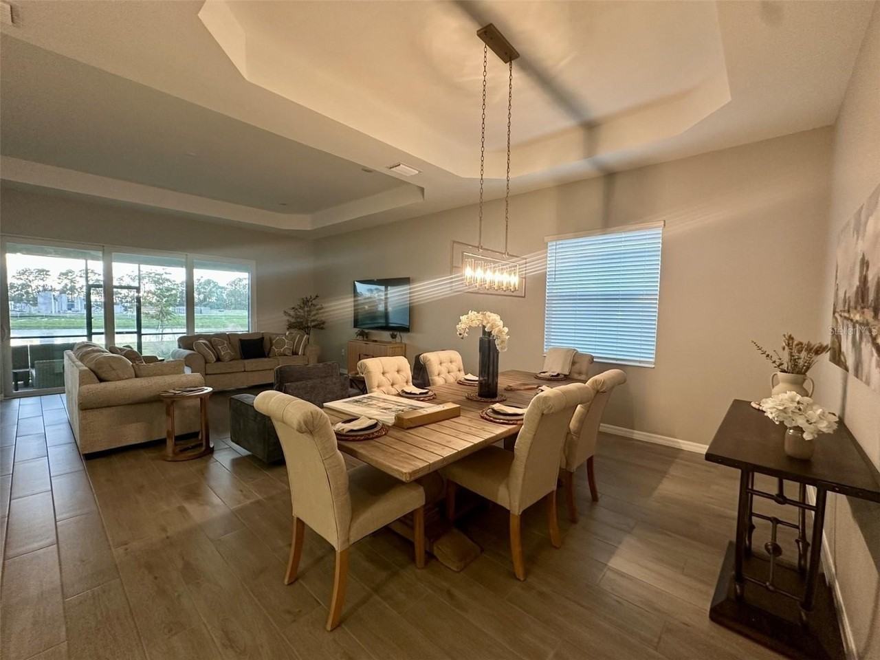 17577 Santorini Ct - Photo 5 of 18