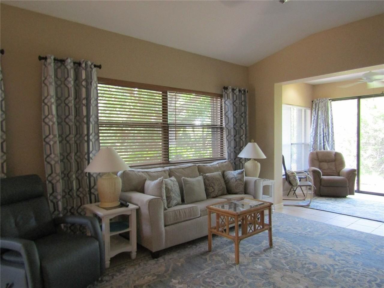 4526 Cancello Grande Ave - Photo 5 of 33