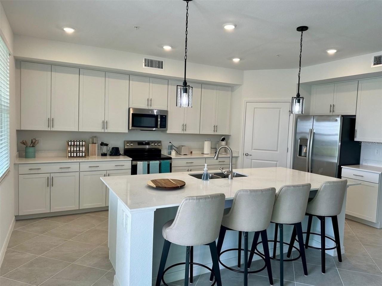 12680 Radiance Ct #102 - Photo 3 of 40