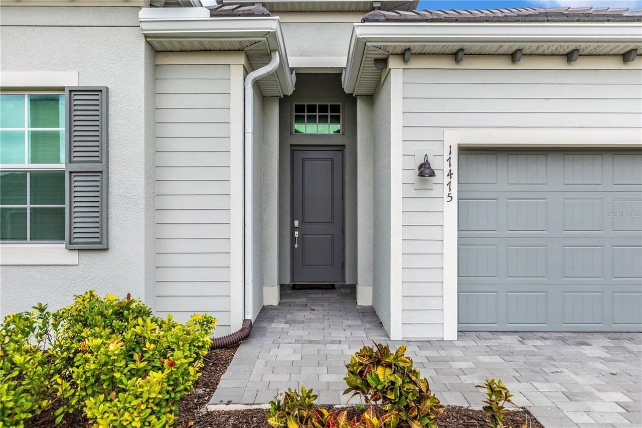 17475 Jadestone Ct - Photo 2 of 50