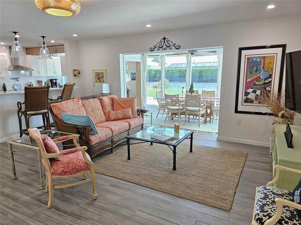 2353 Bal Harbour Dr - Photo 2 of 33