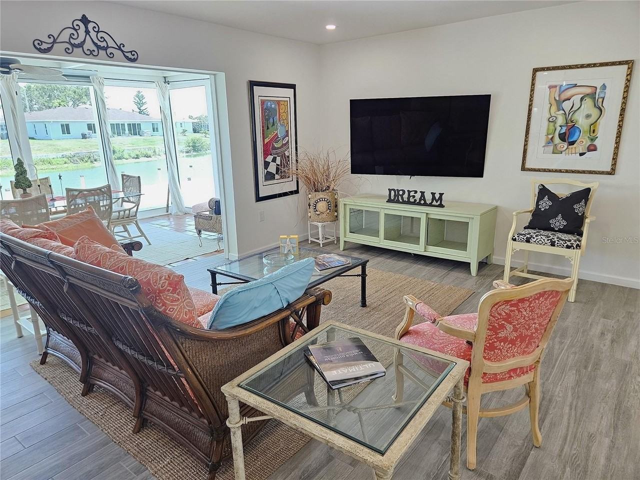 2353 Bal Harbour Dr - Photo 3 of 33