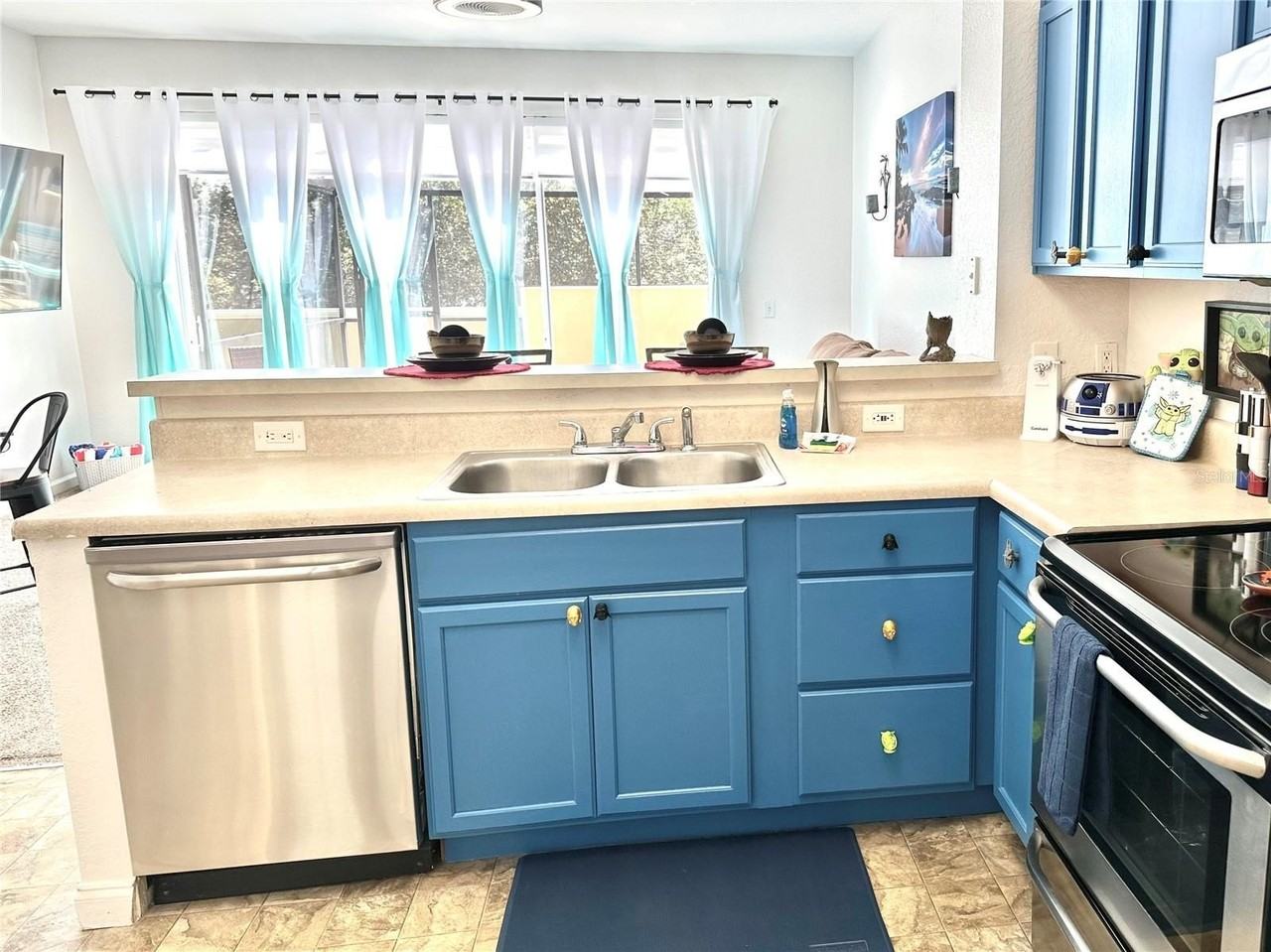 7640 Sir Kaufmann Ct - Photo 4 of 16