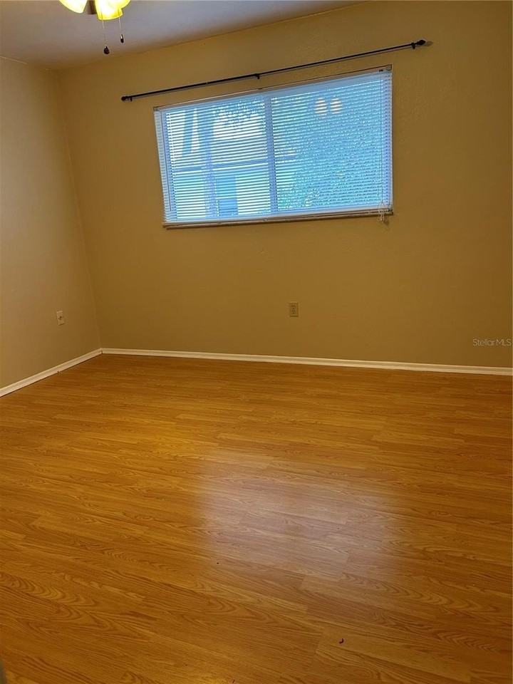 3936 Sw 26th Ter #B - Photo 7 of 15