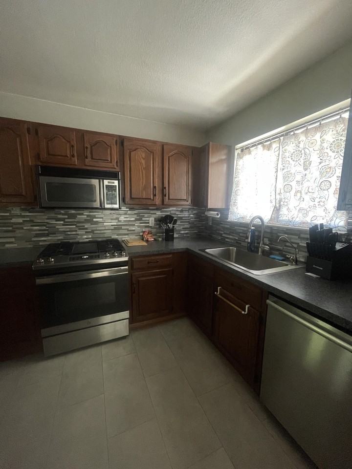 Lancaster Drive - Photo 5 of 9