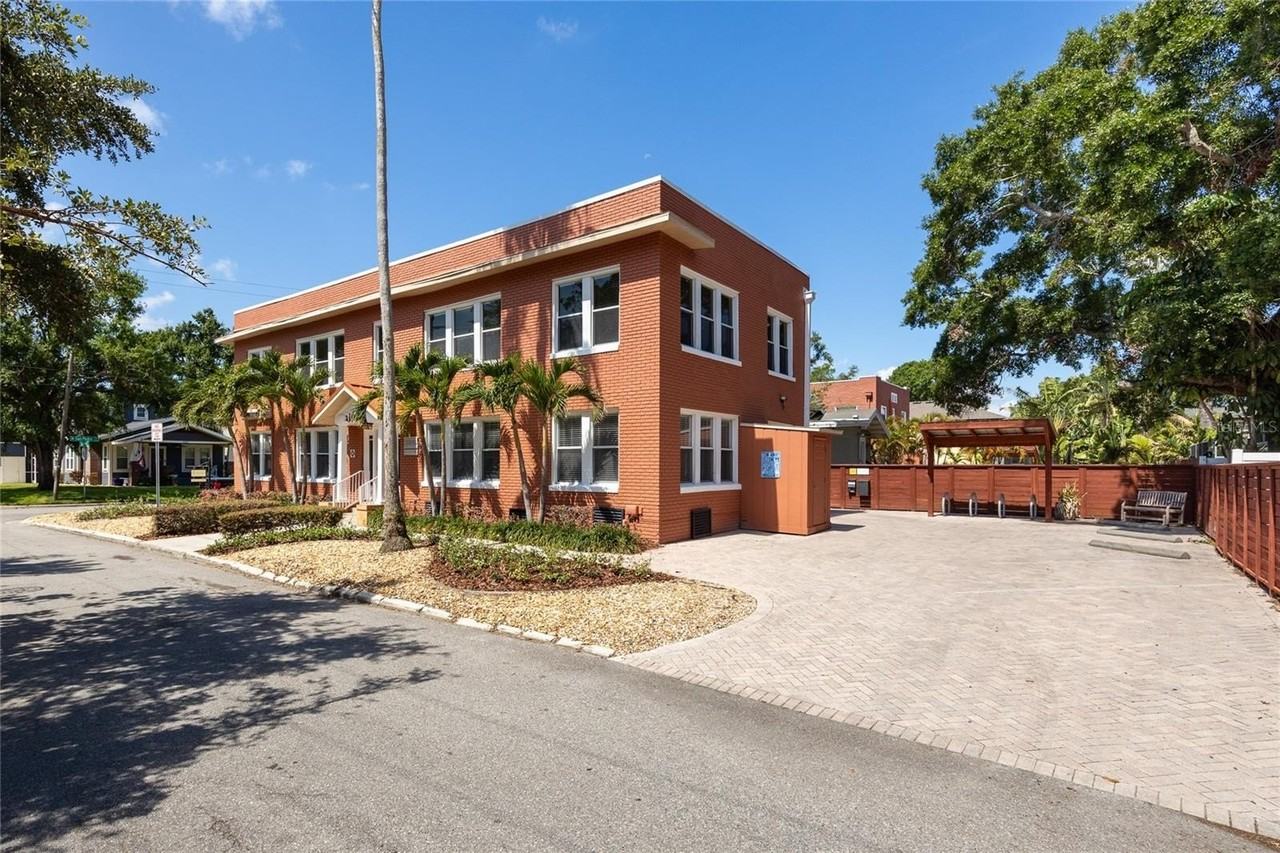 3107 S Esperanza Ave #1 - Photo 2 of 27