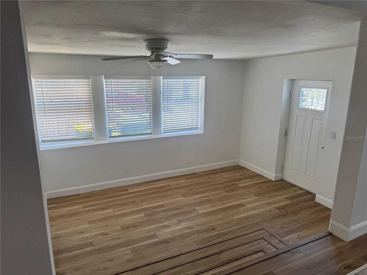 1371 14th St - Photo 6 of 17