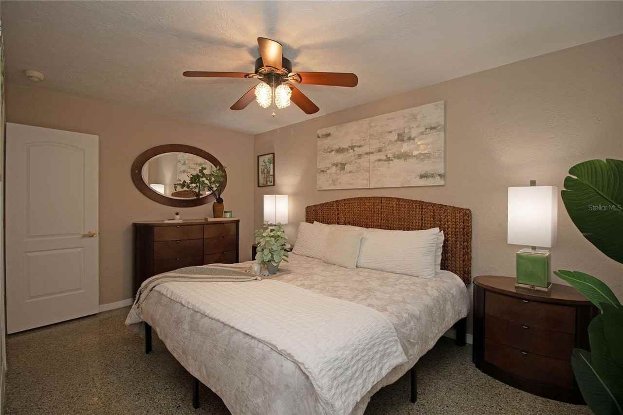 7401 13th Ave N - Photo 7 of 27