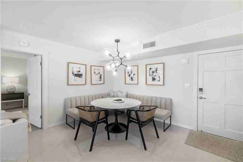 2600 Gulf Shore Blvd N #54 - Photo 4 of 19