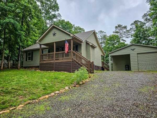 1385 Villa Dr - Photo 4 of 17