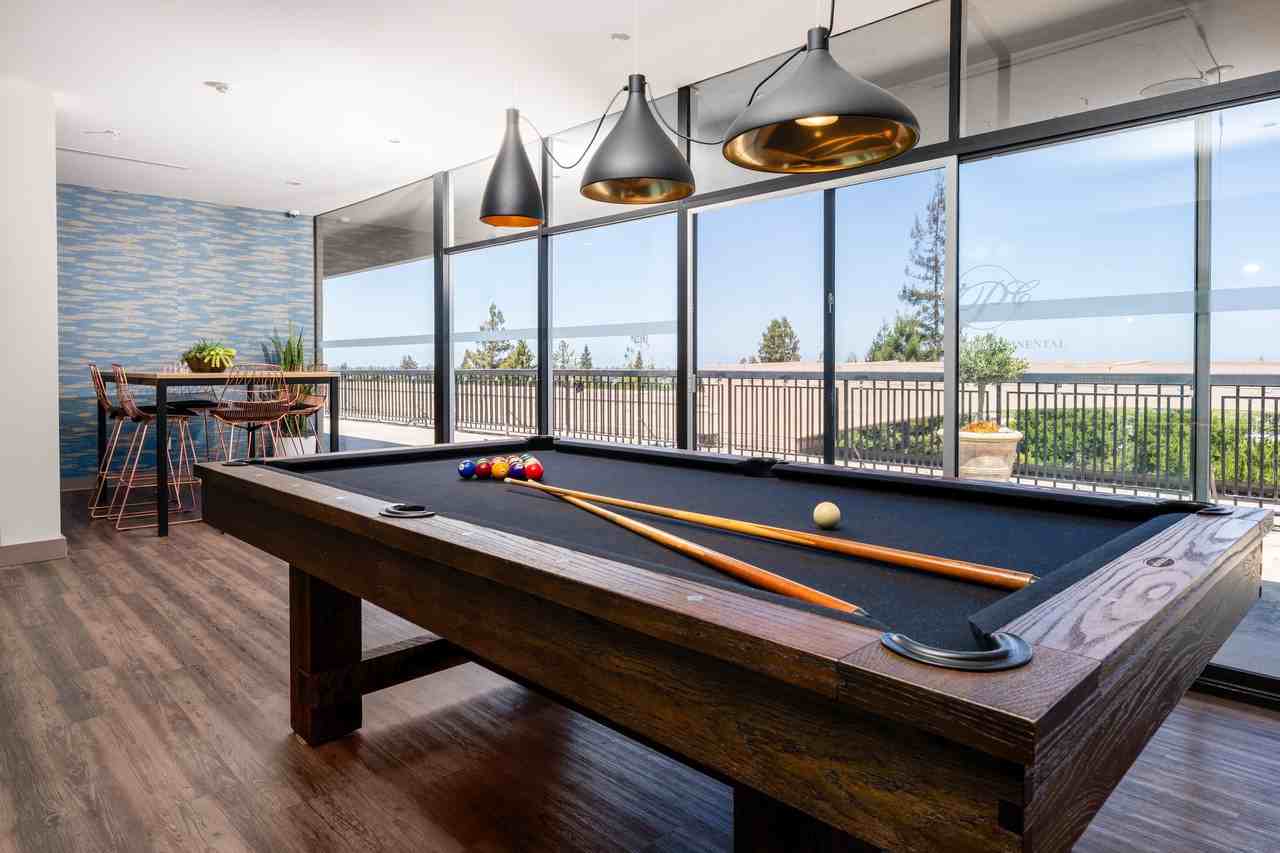 Tan Plaza Apartments - Photo 7 of 39