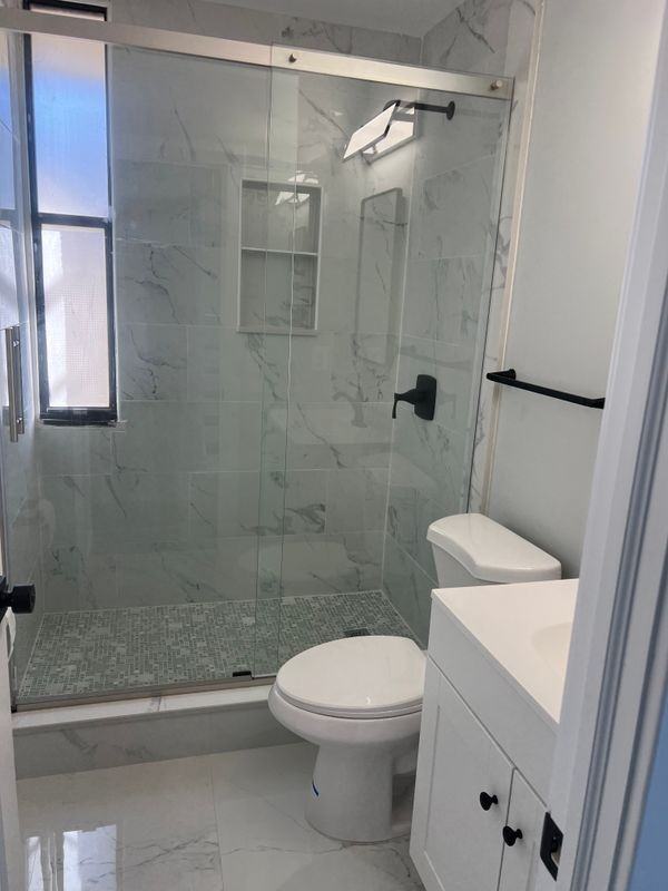 2214 Deerfern Cres - Photo 2 of 20