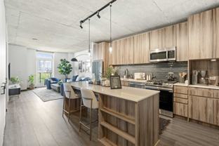 150 N Ashland Ave - Photo 1 of 1