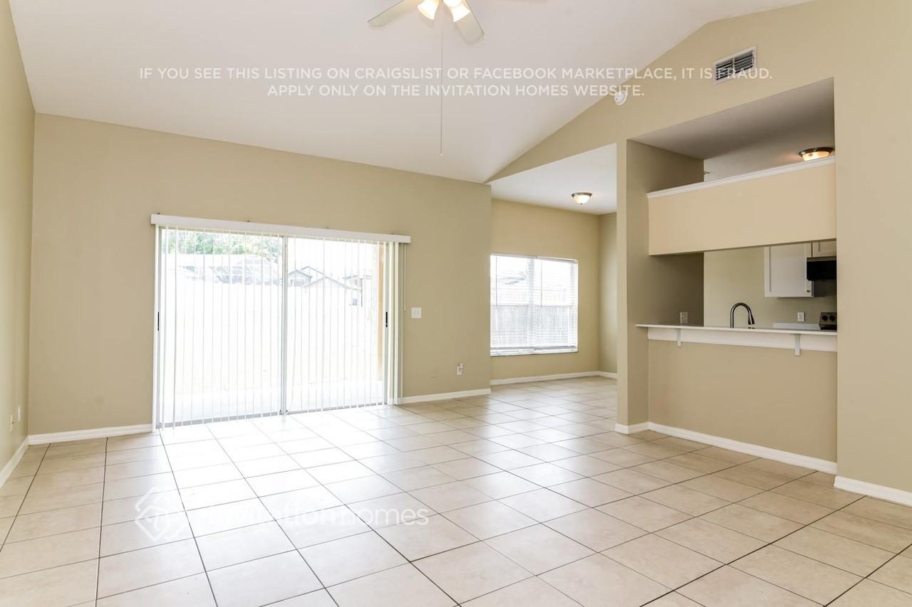 855 Berwick Dr - Photo 5 of 17