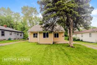 3636 N Dearborn St - Photo 1 of 1
