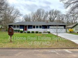 featured image of 2322 E Langston St