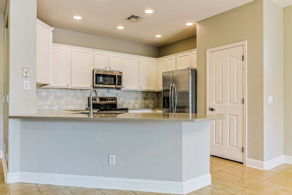 4729 E Cloudburst Dr - Photo 6 of 16