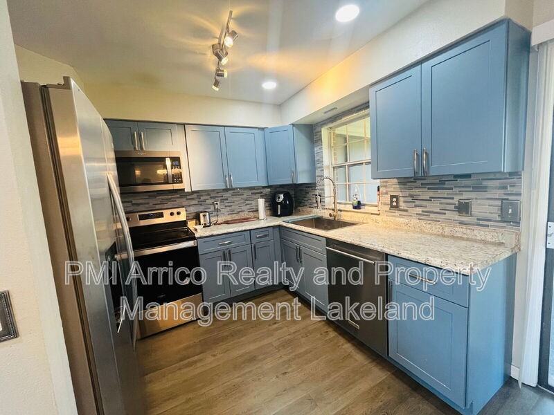 1920 E Edgewood Dr #K4 - Photo 4 of 14