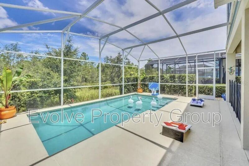 1449 Fairview Cir - Photo 2 of 37