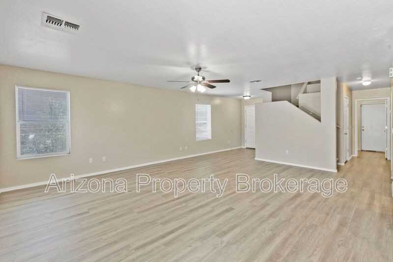 31567 N Cactus Dr - Photo 5 of 31