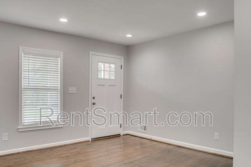 143 Avondale Dr - Photo 3 of 38