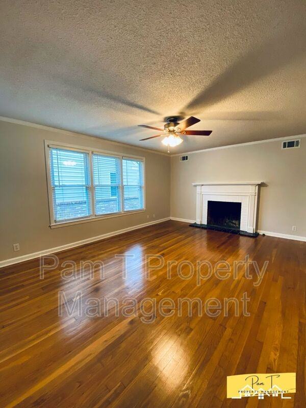 304 Columbus Dr - Photo 2 of 29