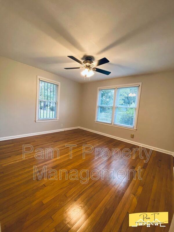 304 Columbus Dr - Photo 7 of 29