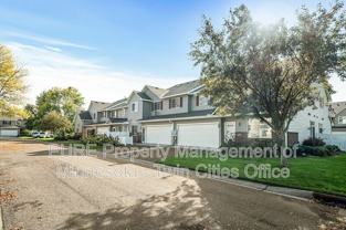 1877 111th Ave Ne - Photo 1 of 1