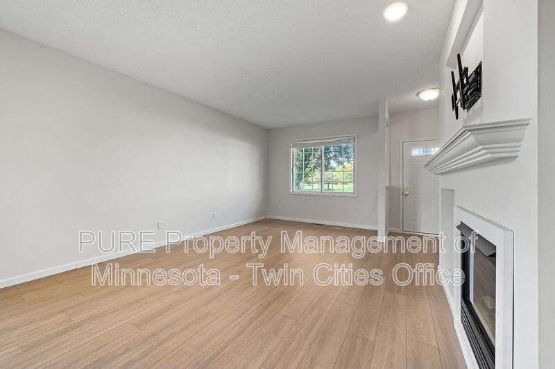 1877 111th Ave Ne - Photo 5 of 31