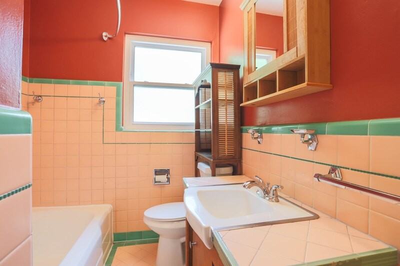 1254 Dahlia St - Photo 7 of 20