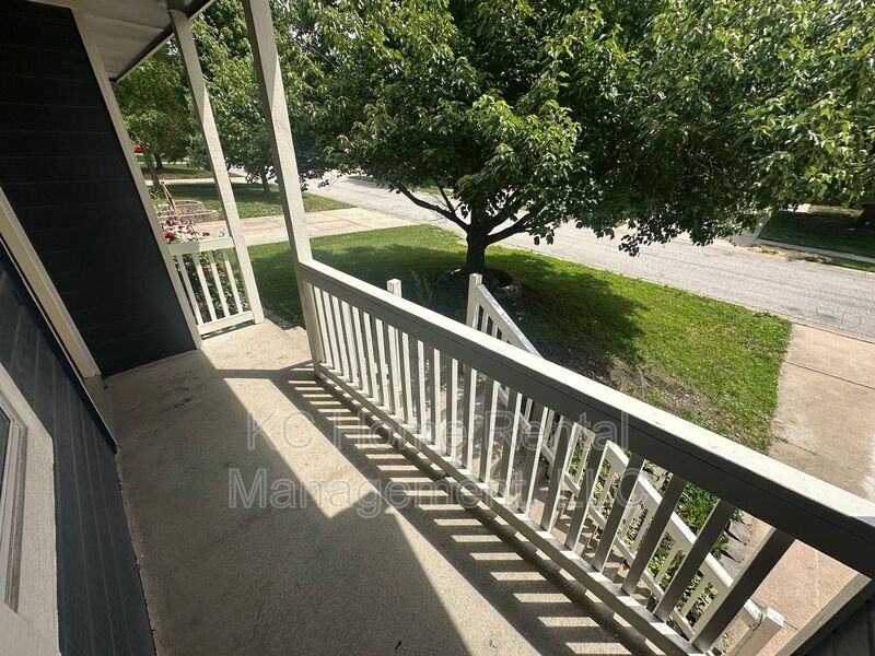 1400 Cypress Dr - Photo 3 of 43