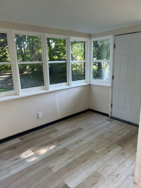 170 Stonewood Ave - Photo 3 of 17