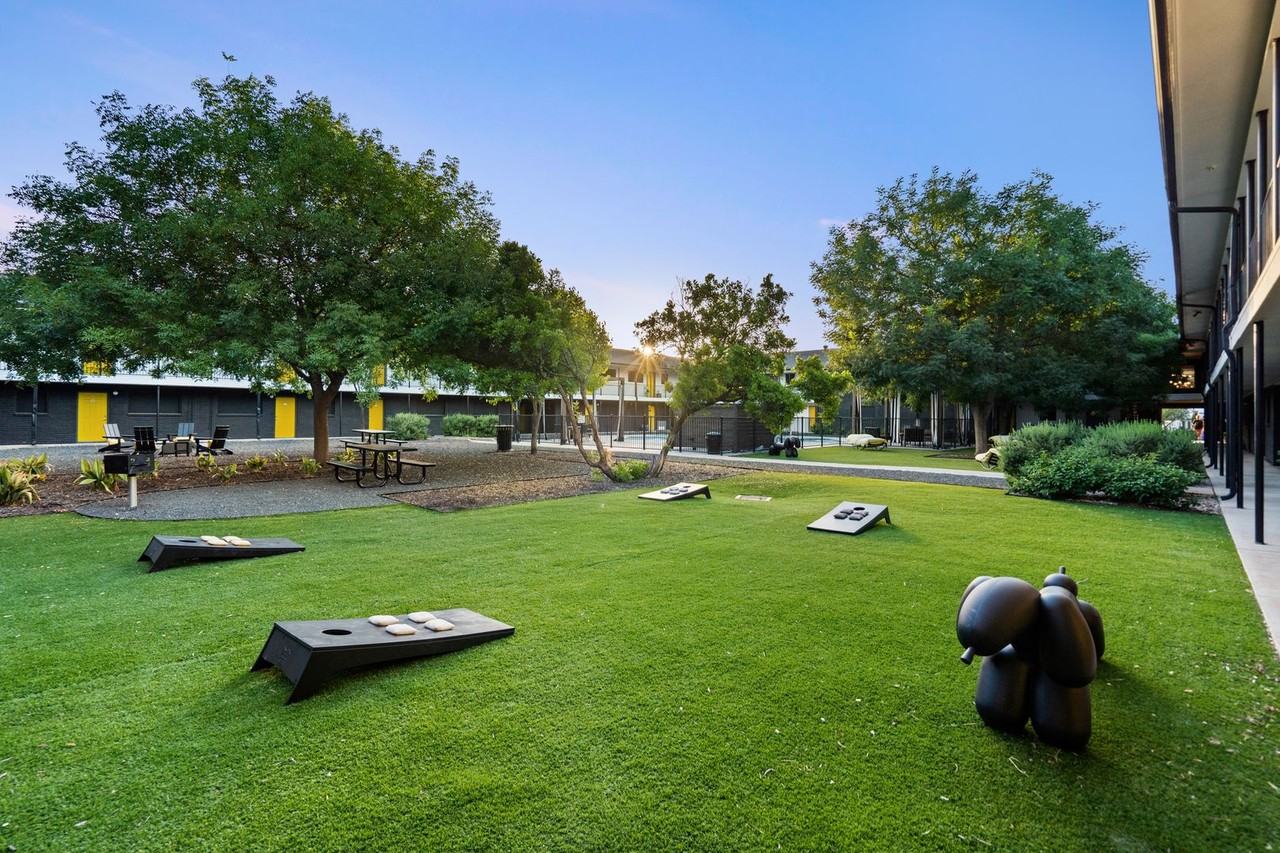 Primrose Haus Apartments! - Photo 4 of 15