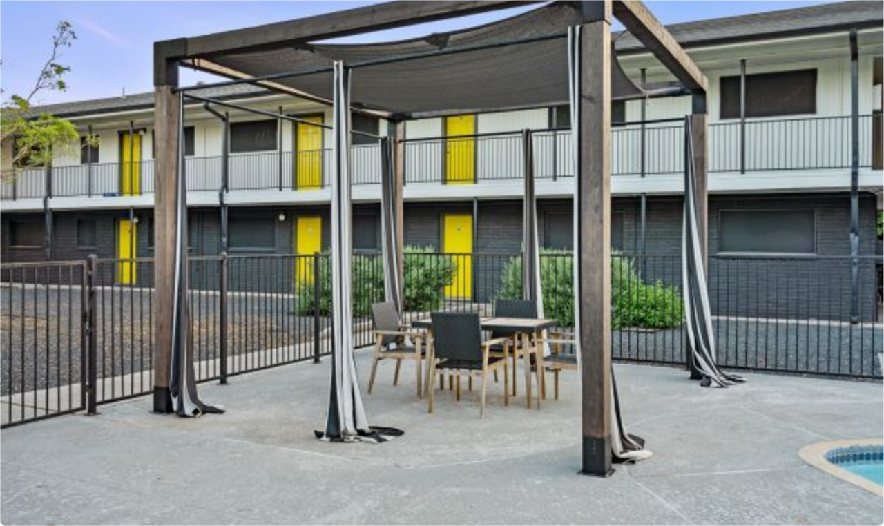 Primrose Haus Apartments! - Photo 7 of 15