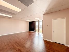 featured image of 555 S Schuyler Ave