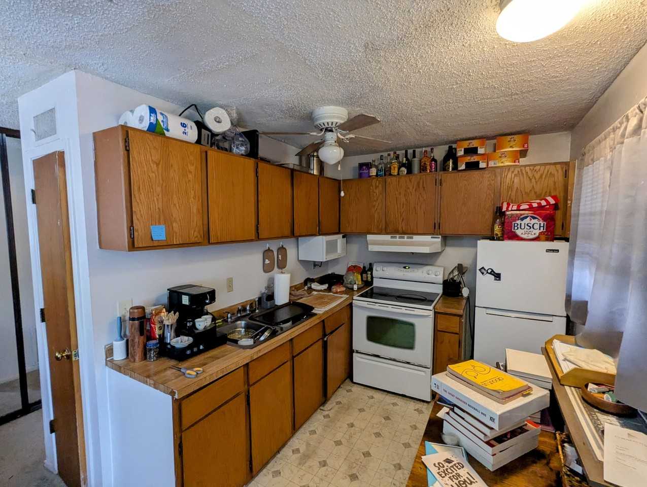 913 Michigan Street - Photo 2 of 21